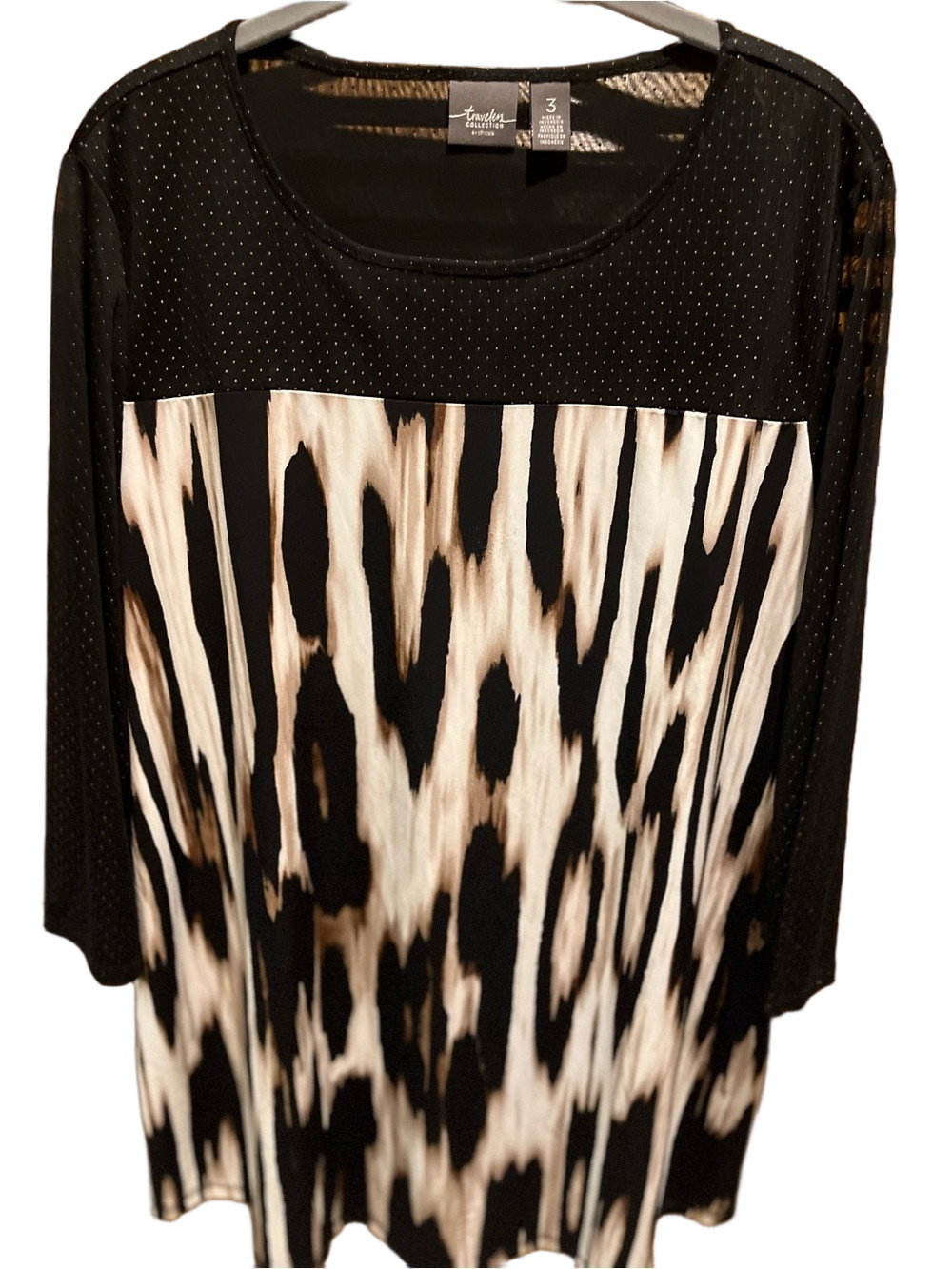34. WOMENS CHICO’S TRAVELERS 3/XL DETAIL TOP